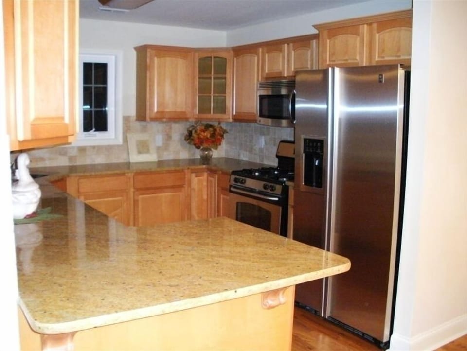 Granite Kitchen with New Stainless Appliances