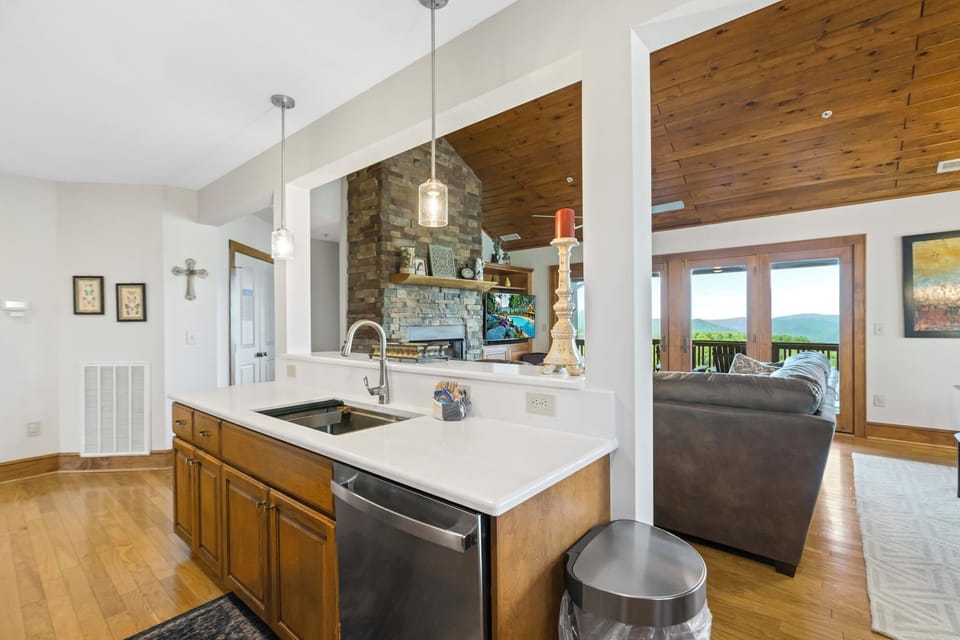 Kitchen---Open Floor Plan
