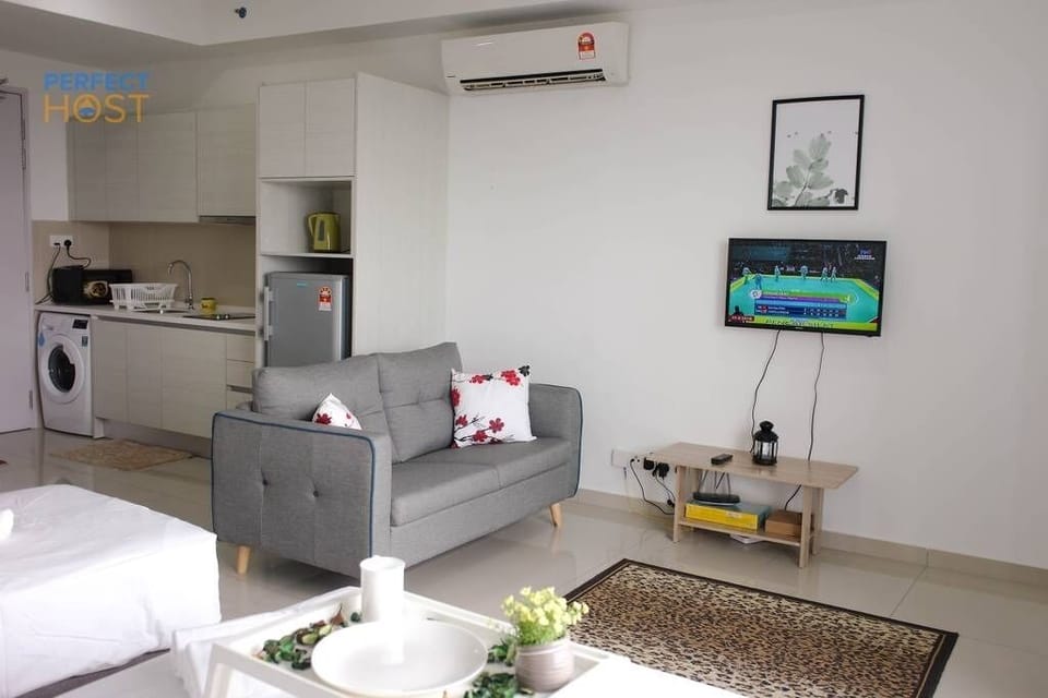 SA #6 Compact Space Studio in I-City