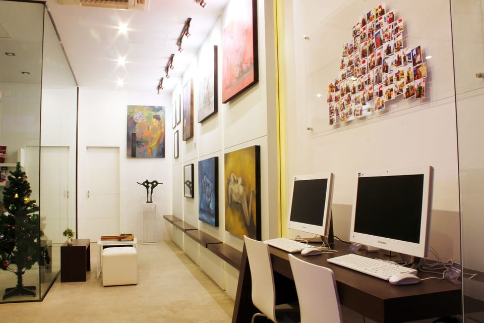 The Artist House Deluxe