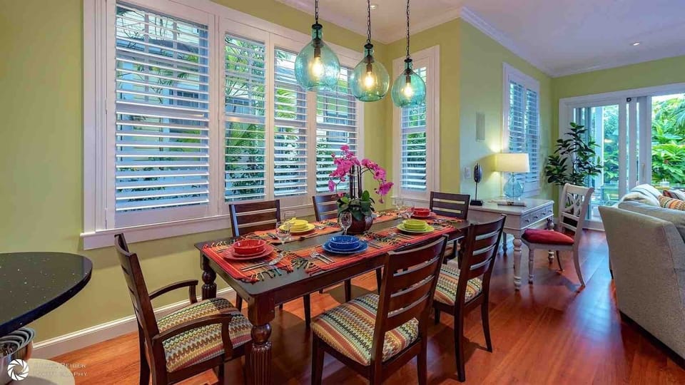 Indoor dining...