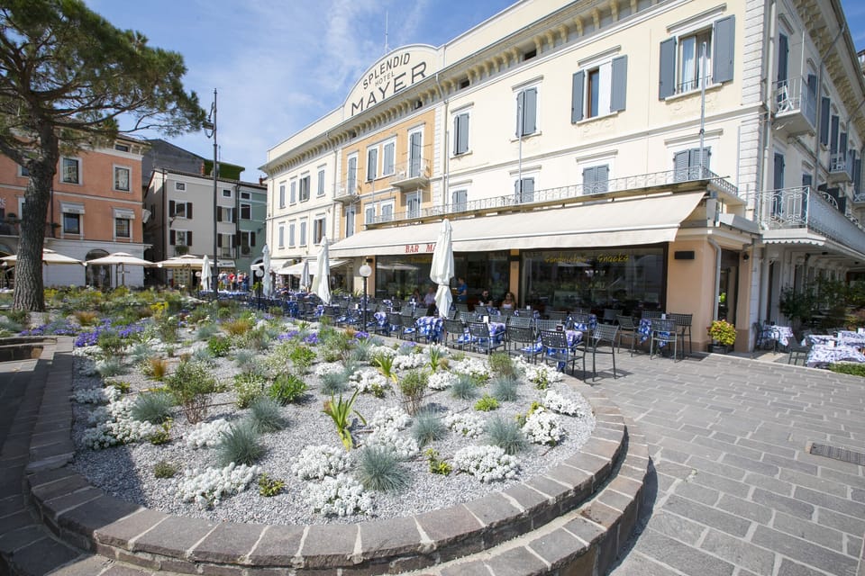 The big square in the center of Desenzano del Garda