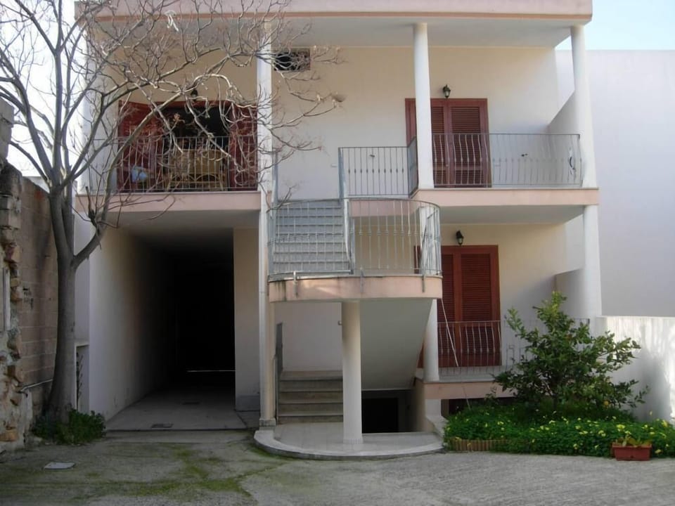 inner courtyard