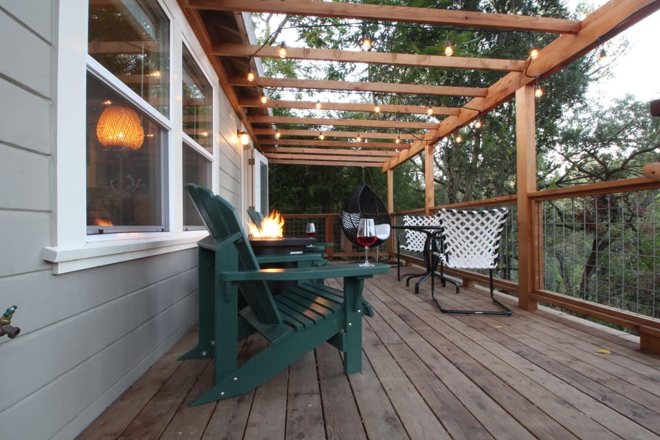 Deck...
