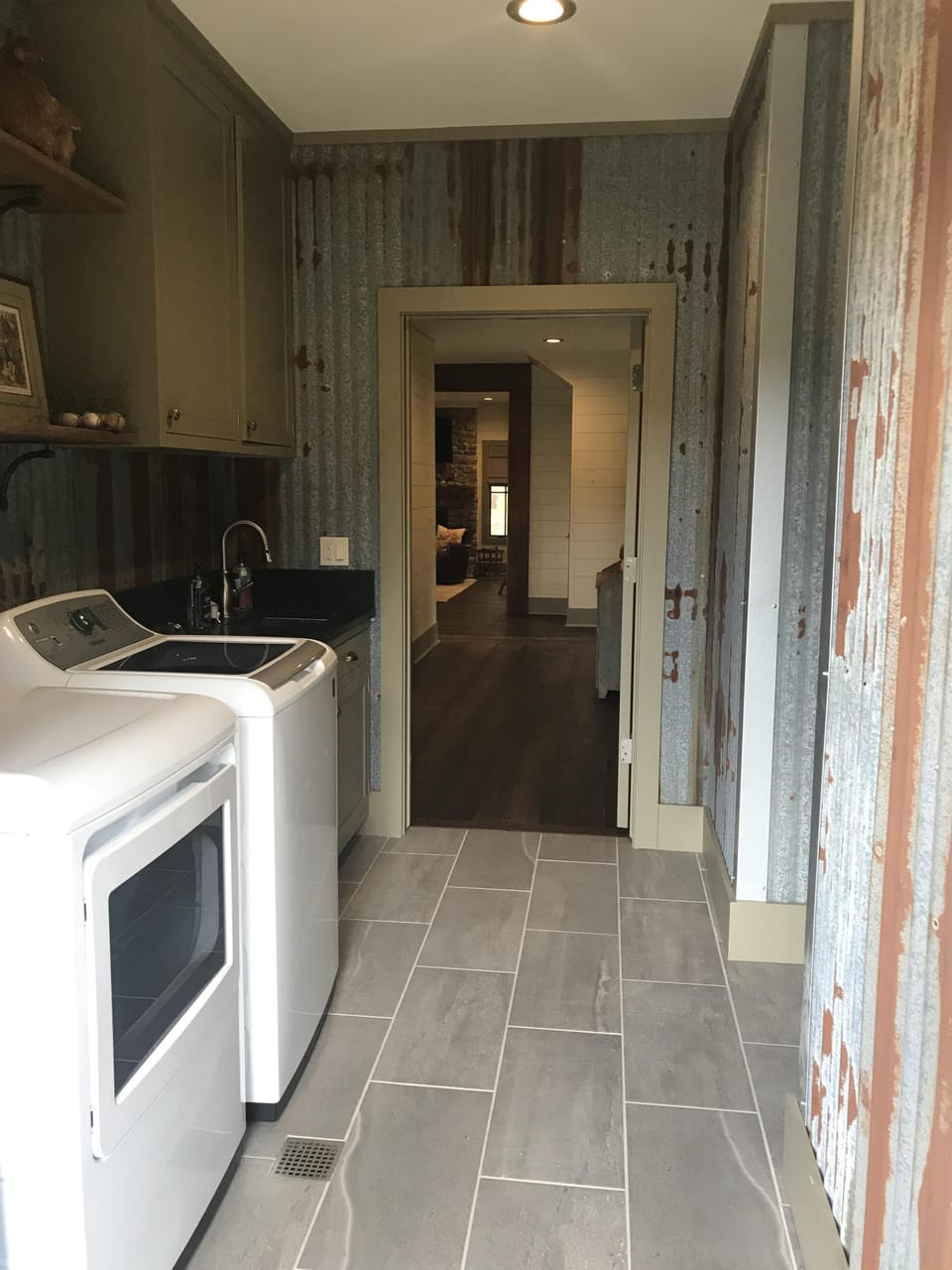 Full Size Laundry