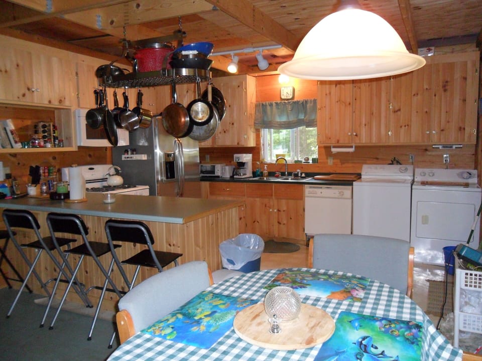 Kitchen/Dining