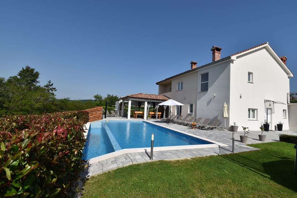 Villa Slap, with a large pool, full of greenery and and a quiet location