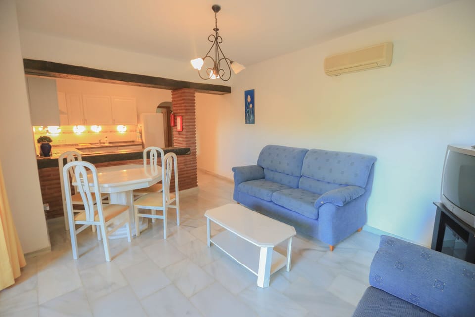The ground floor Annex with 2 twin rooms and bathroom and kitchen