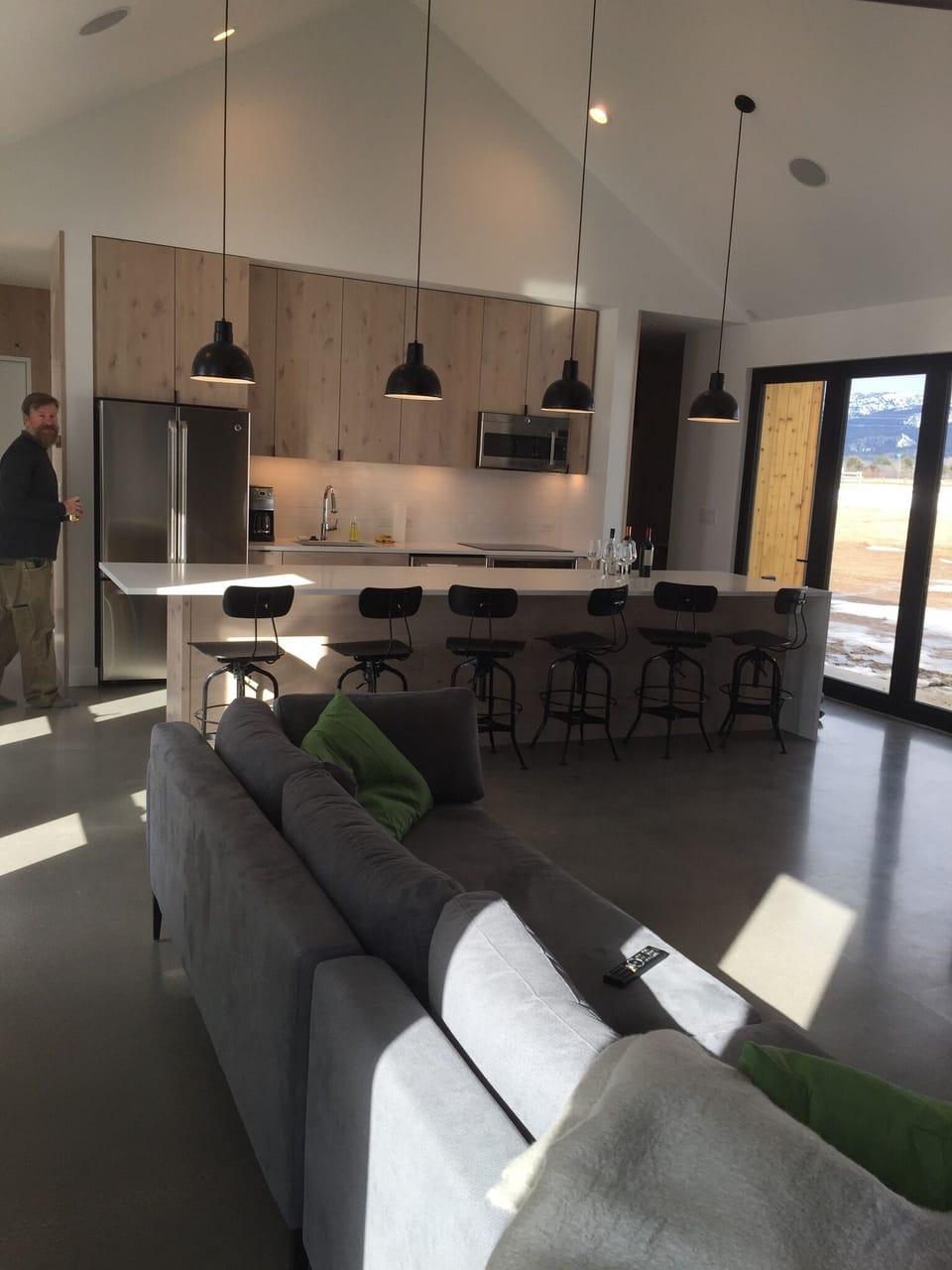 Living room & kitchen