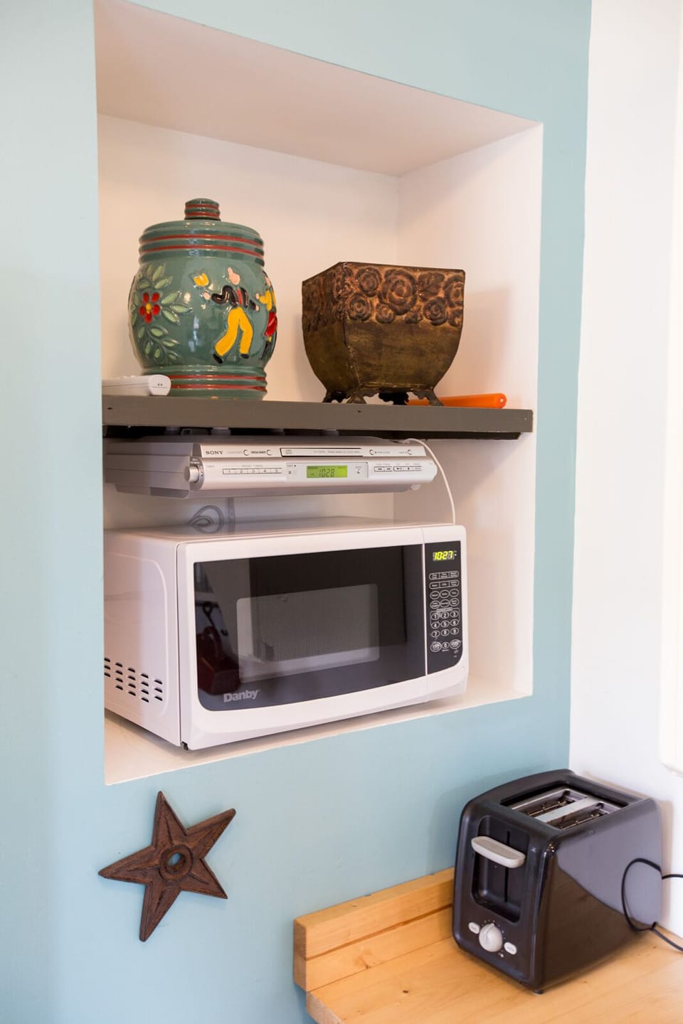 Kitchen detail, radio and plug in for your own MP3 device
