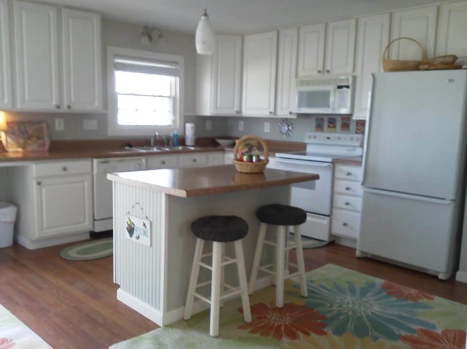 View of island in the kitchen