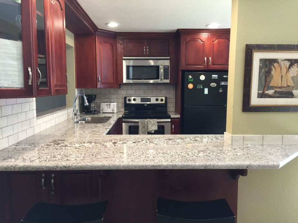 Kitchen (Side View)

