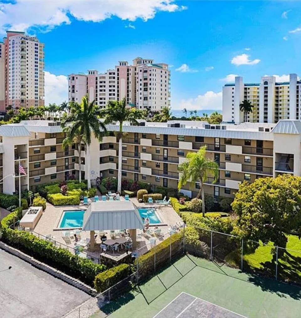 Seaview is a beautiful complex directly across From the gulf