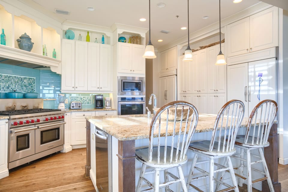 Gourmet kitchen! 