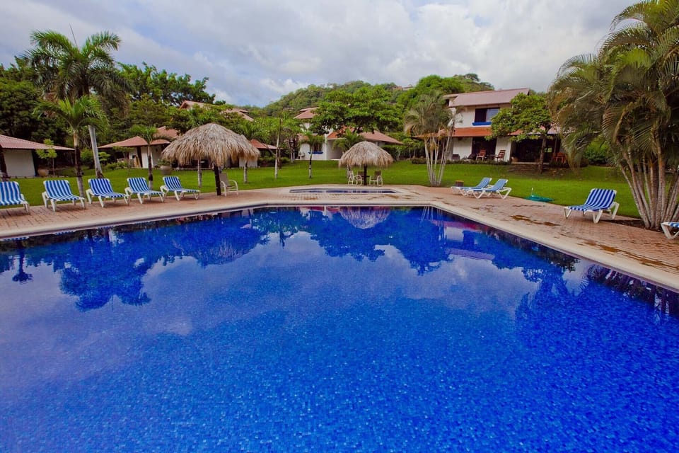 big pool!