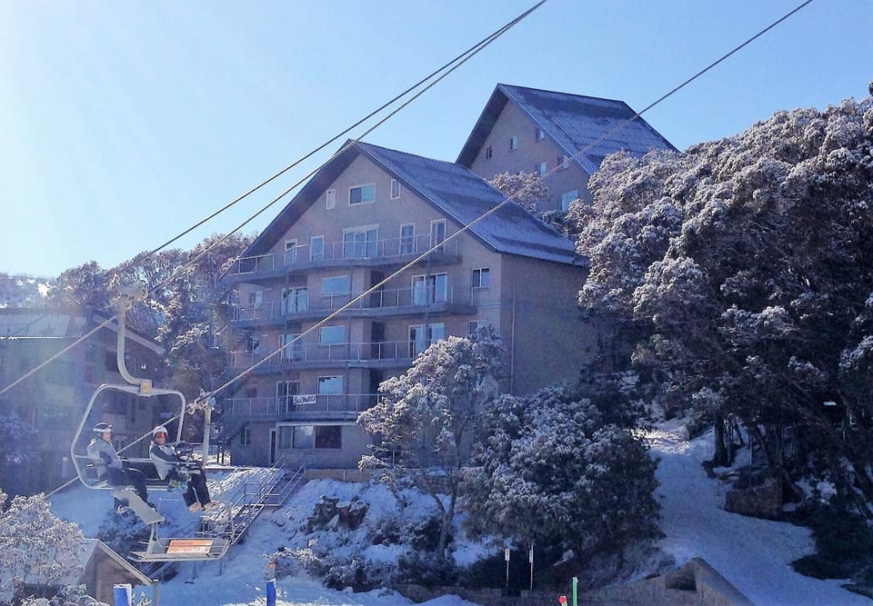 Les Chalets with Halley's Comet chairlift