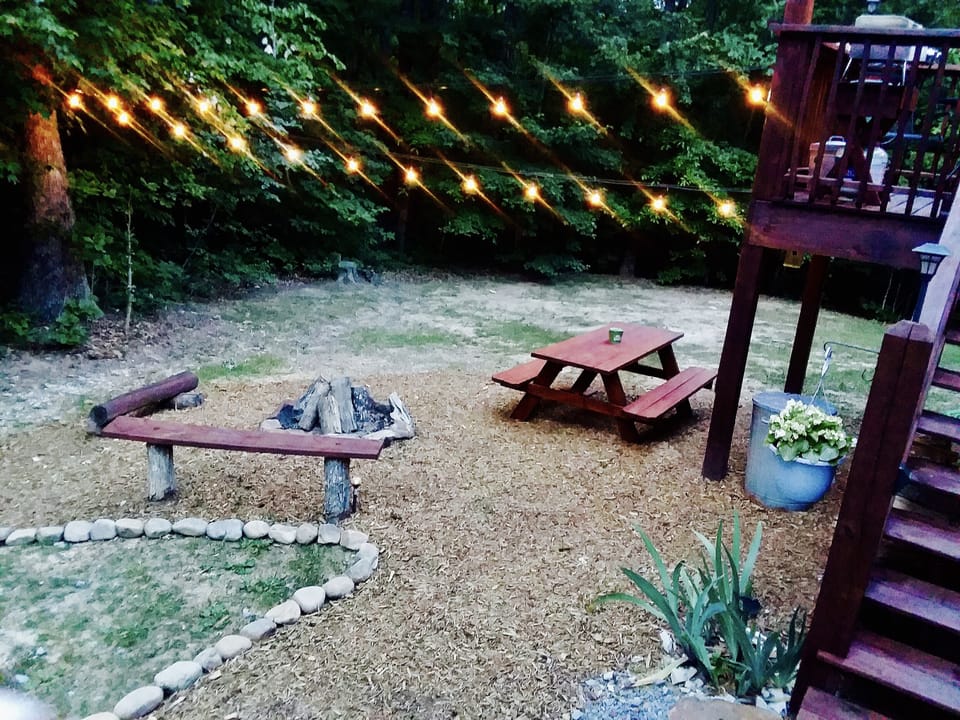 Fire pit picnic area