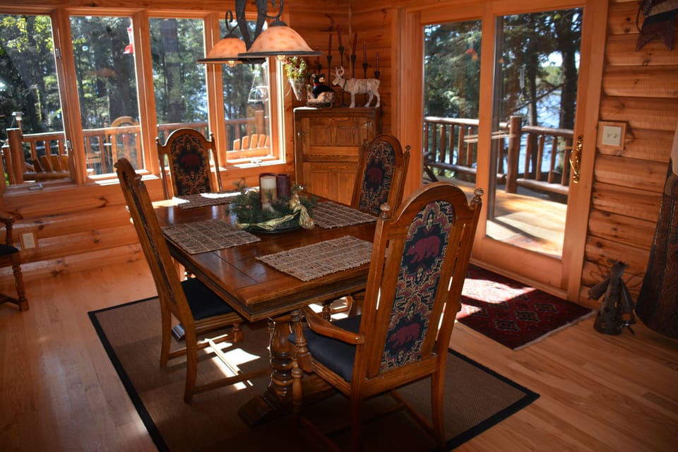Main Level - Dining
