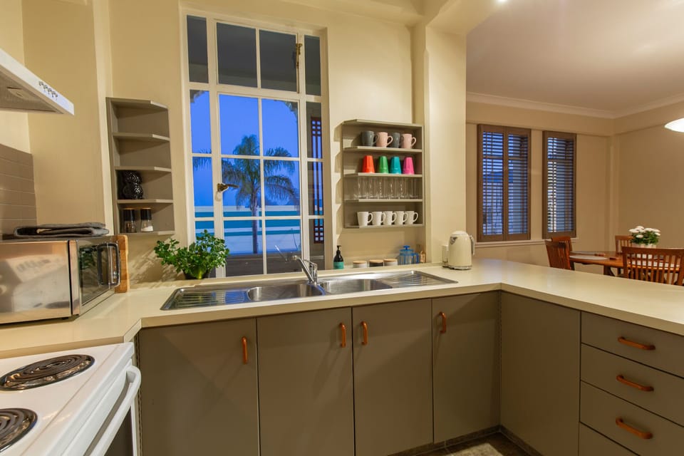 Fully equipped kitchen with everything you need 