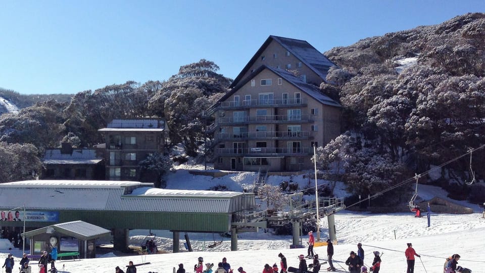 Les Chalets is right next to Halley's Comet chairlift