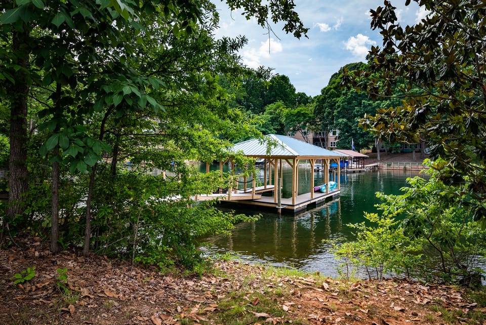 Dock with Paddle boards and Kayaks for you enjoyment!