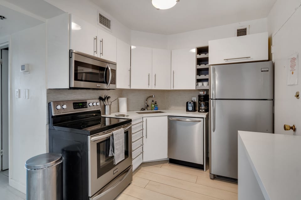 Fully equipped kitchen 