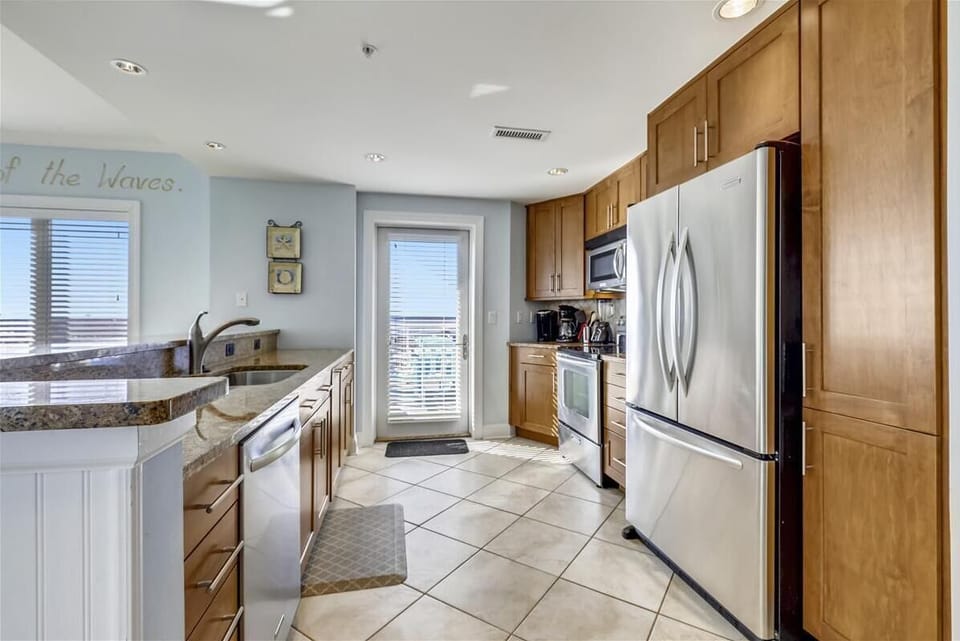 Kitchen with door to balcony