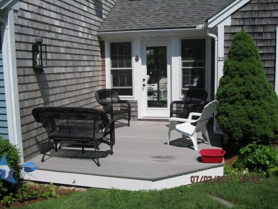 front porch entrance to house