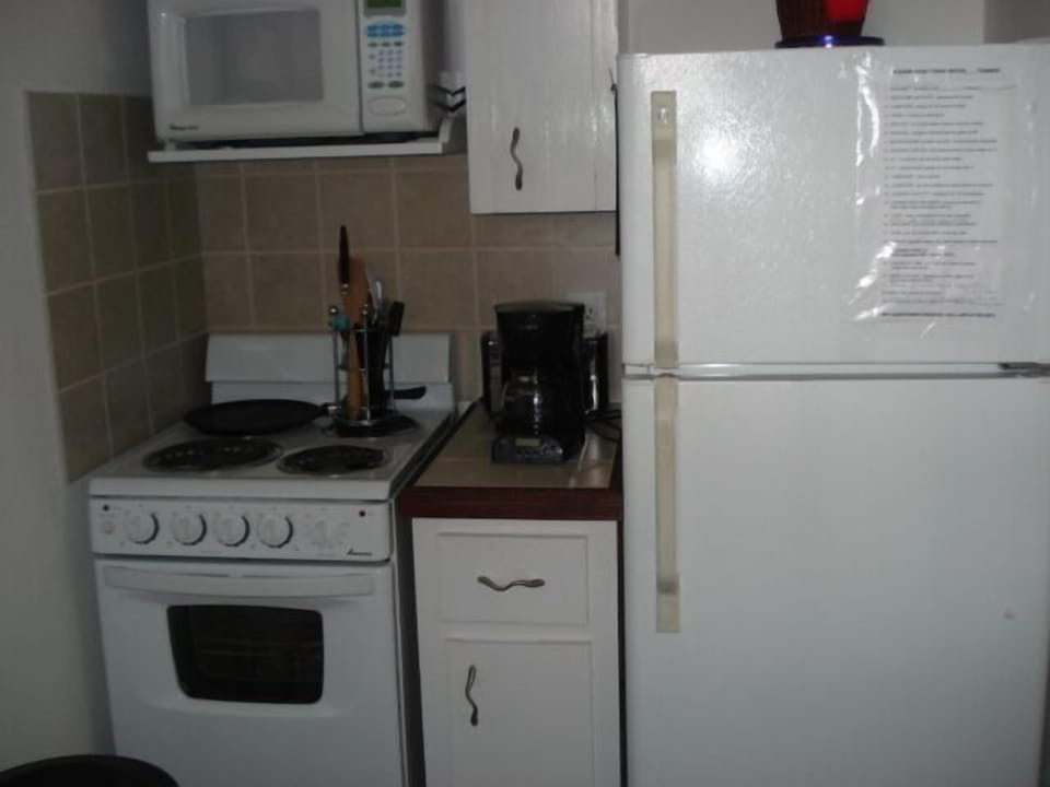 view of kitchen appliances