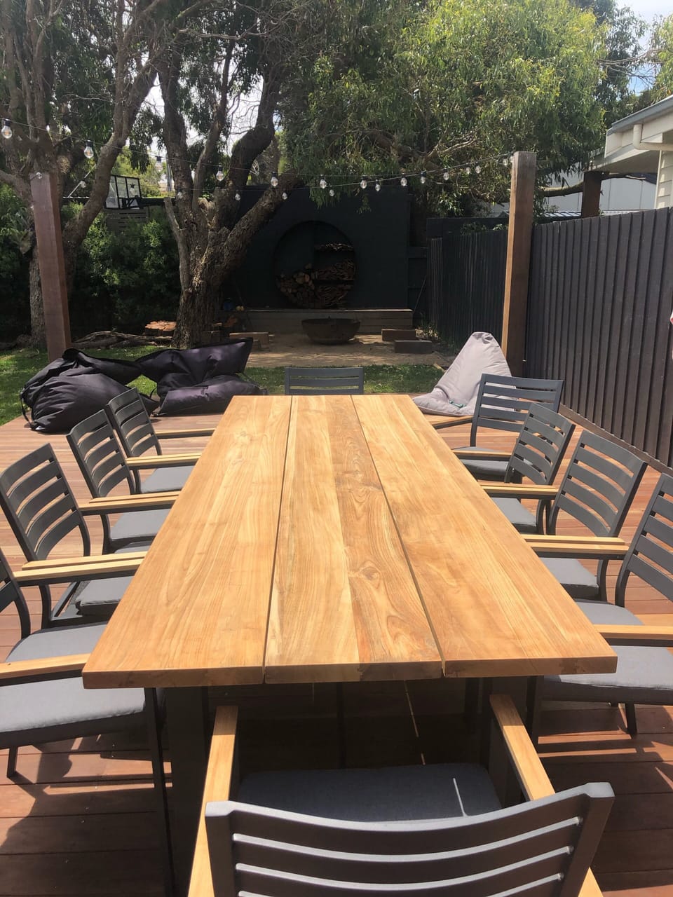Huge deck and outdoor alfresco dining 