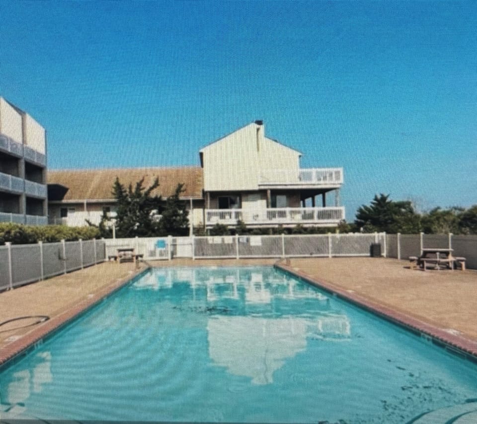 2nd and 3rd floors, wrap around decks facing ocean and Atlantic City skyline