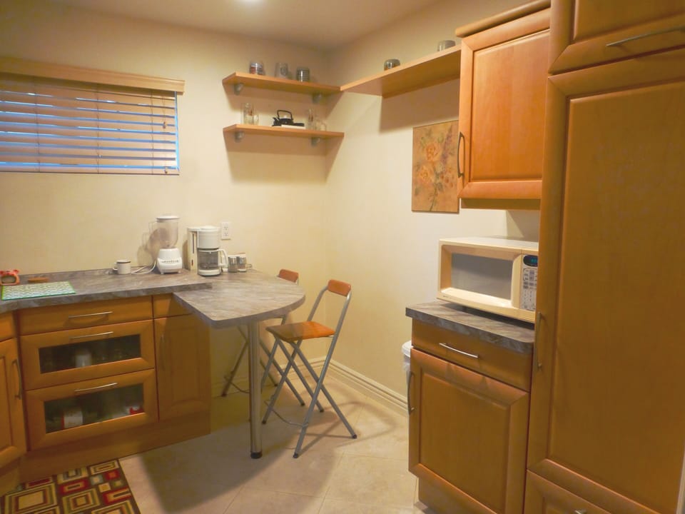 Another view of the kitchen