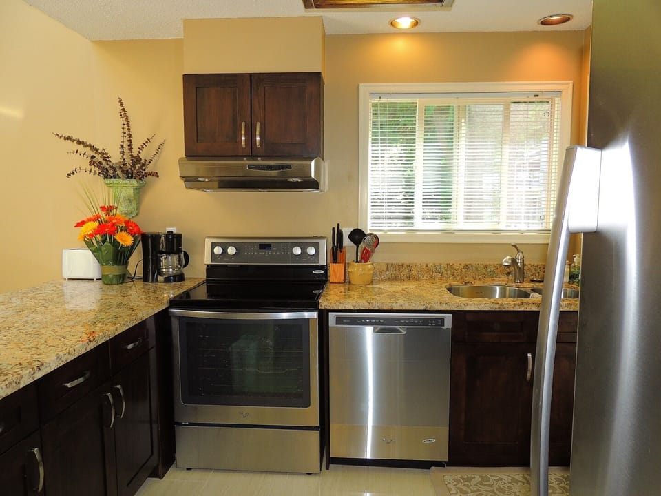 Full kitchen with top model stainless steel appliances