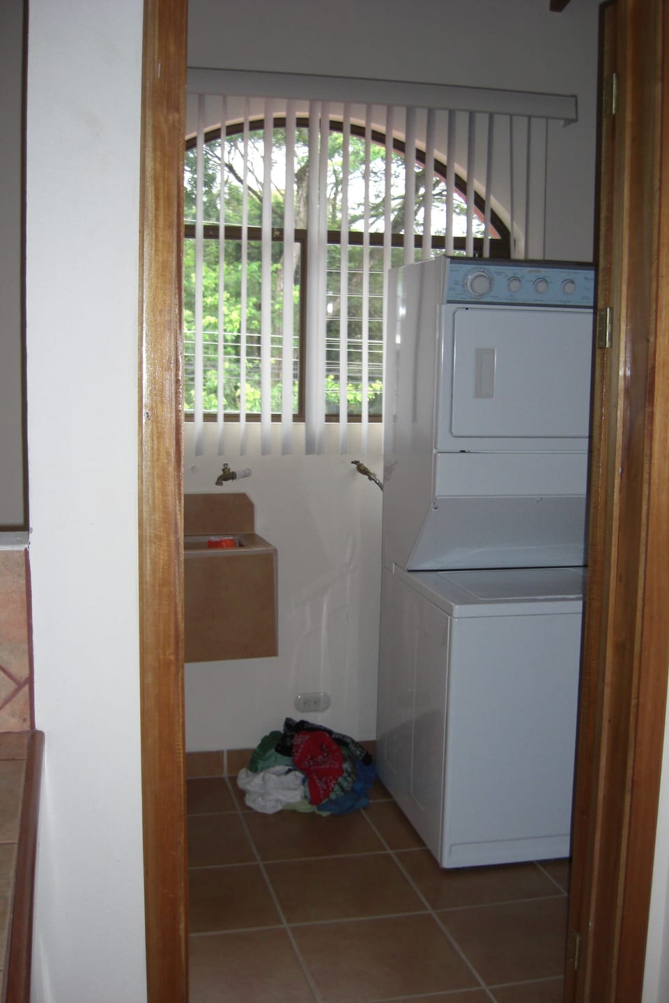 Laundry Room - Washer/Dryer & Sink, shelf & table for folding laundry or doin