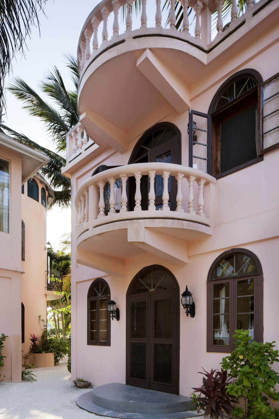 The Pelicans Nest Guest House overlooks the Caribbean as well. 