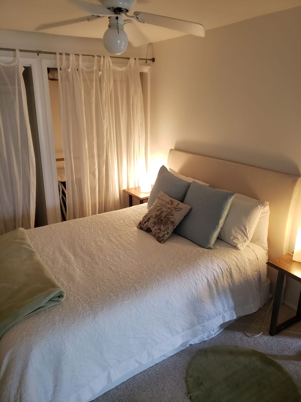 queen size bed in the bedroom. new headboard
HSR19-003035