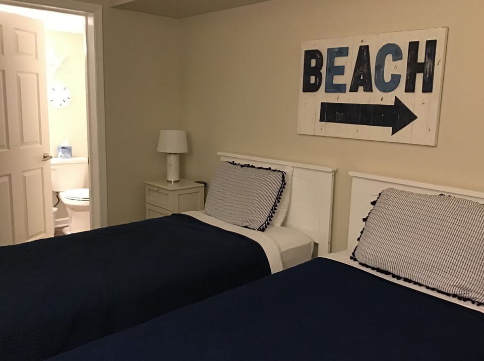 Twin Beds with Attached Bath