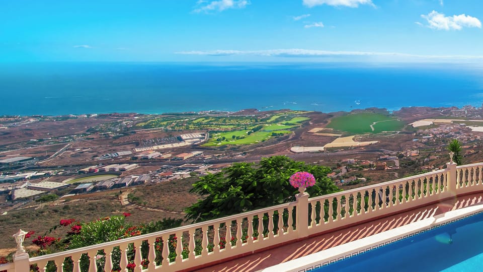 Enjoy total privacy with sweeping Atlantic and Adeje golf‑course views