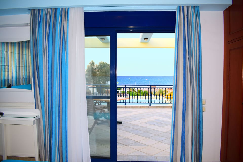 Bedroom BD1 (first floor, south).