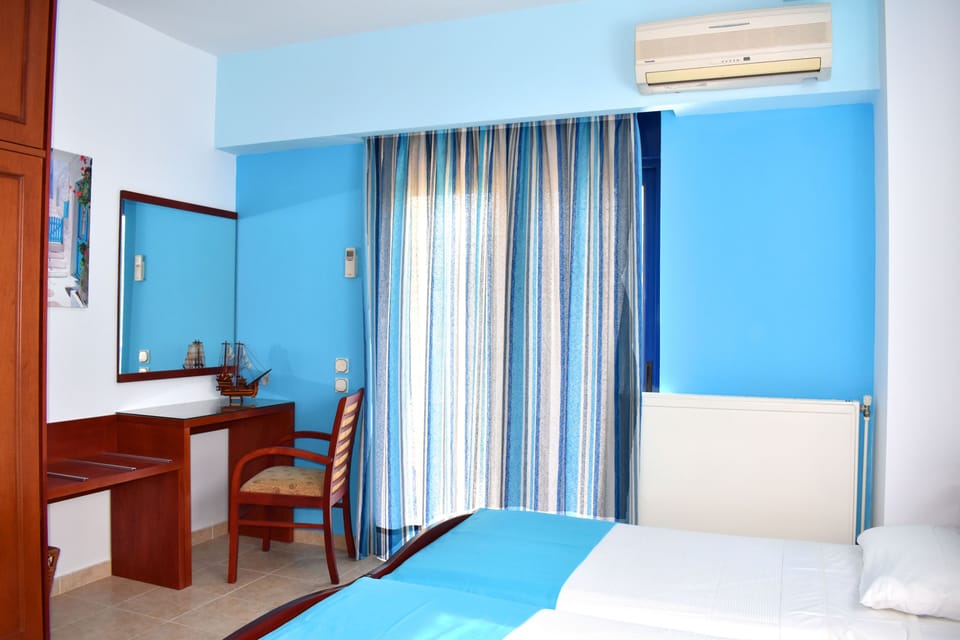 Bedroom BD2 (first floor, north).