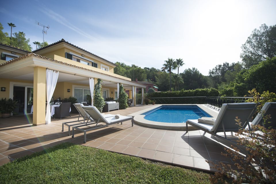 Swimming pool with salt water