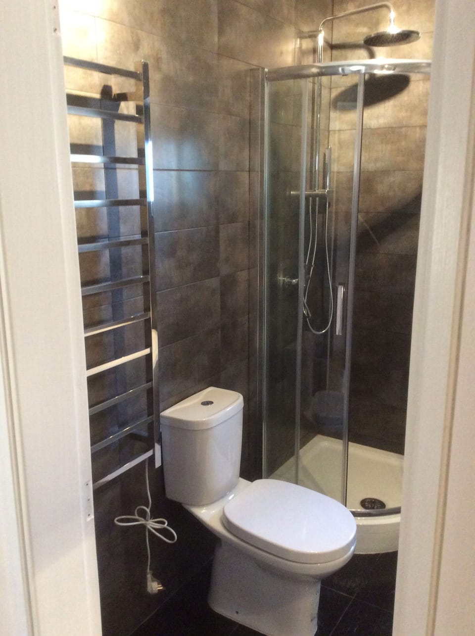 Main bathroom