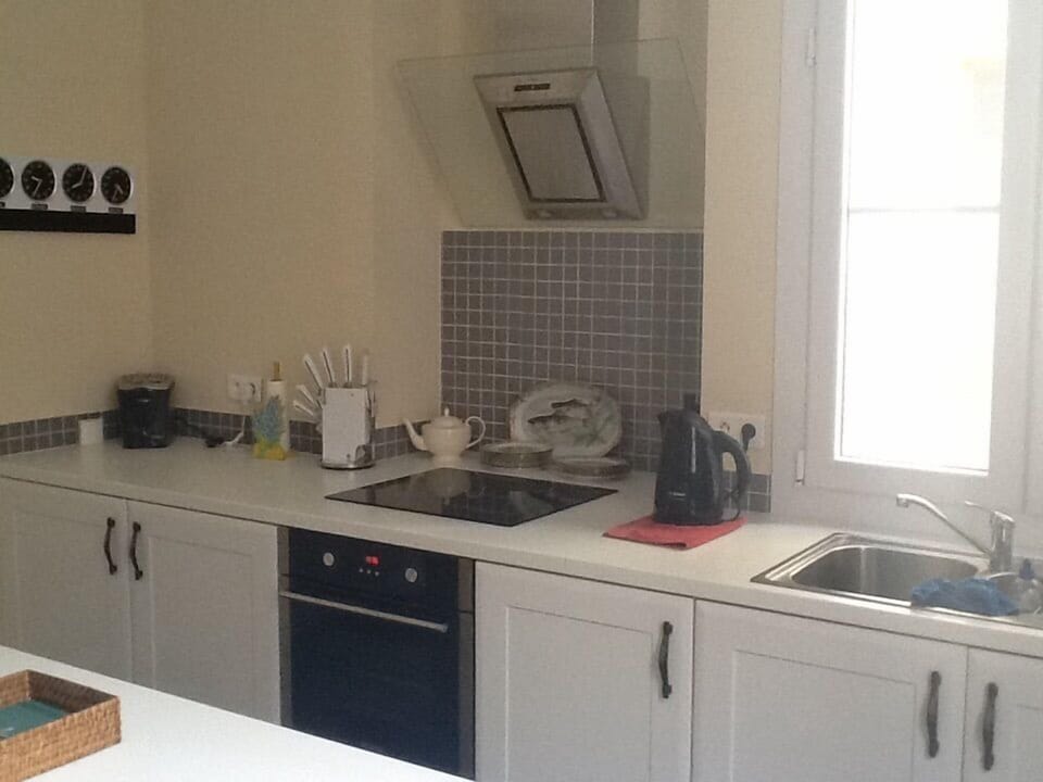 Fully equipped kitchen
