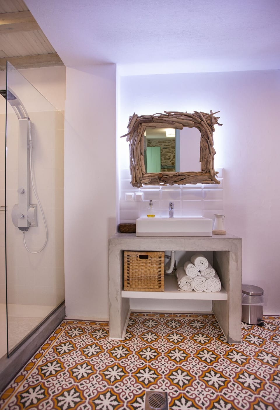 Bathroom 2 