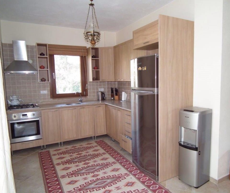 Open plan kitchen with cold water dispenser
