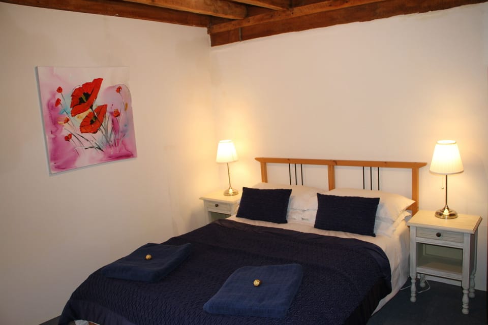 L'Etable double bed