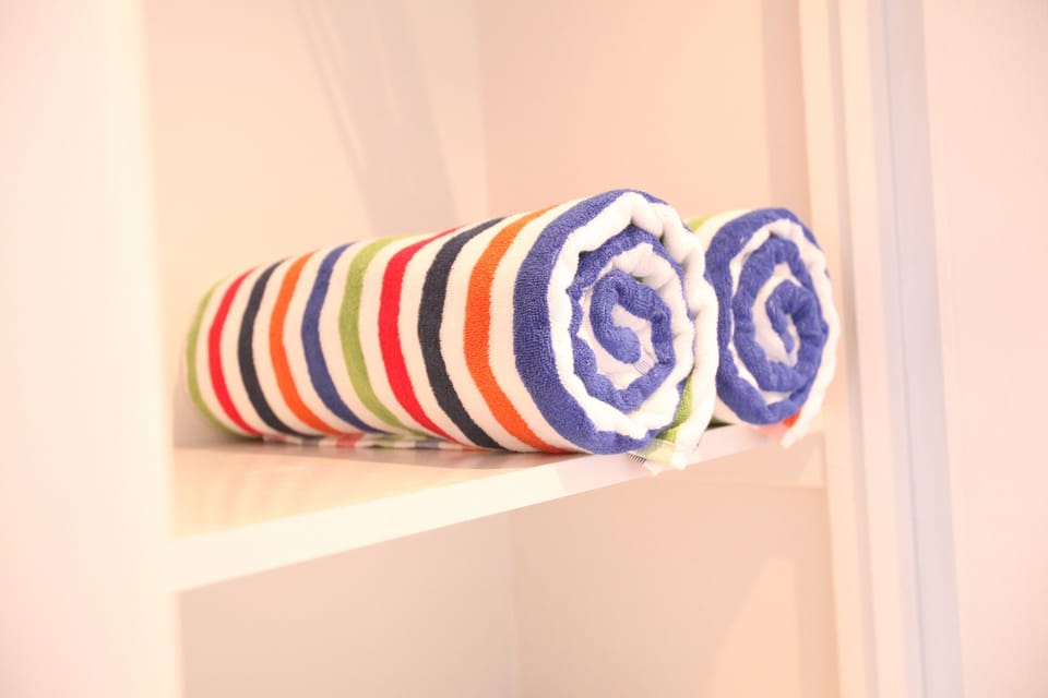 Big stripy beach towels also provided!
