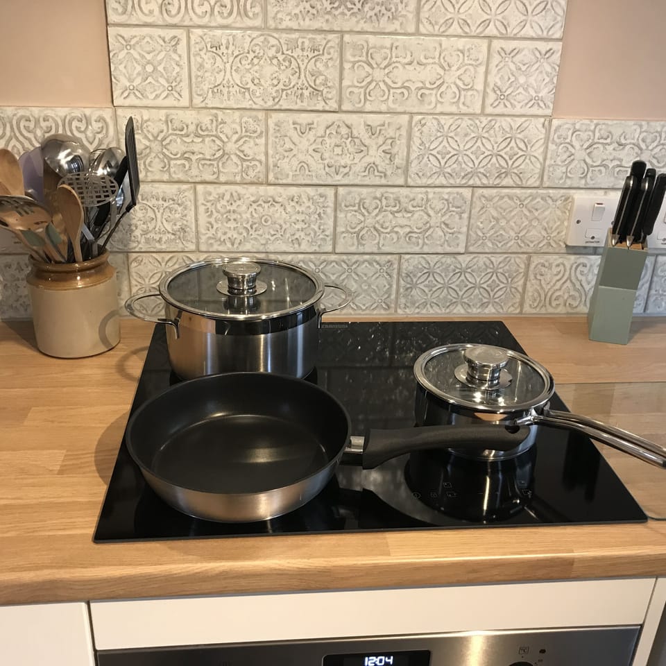 Well equipped with good range of pans, knives and other cooks essentials.