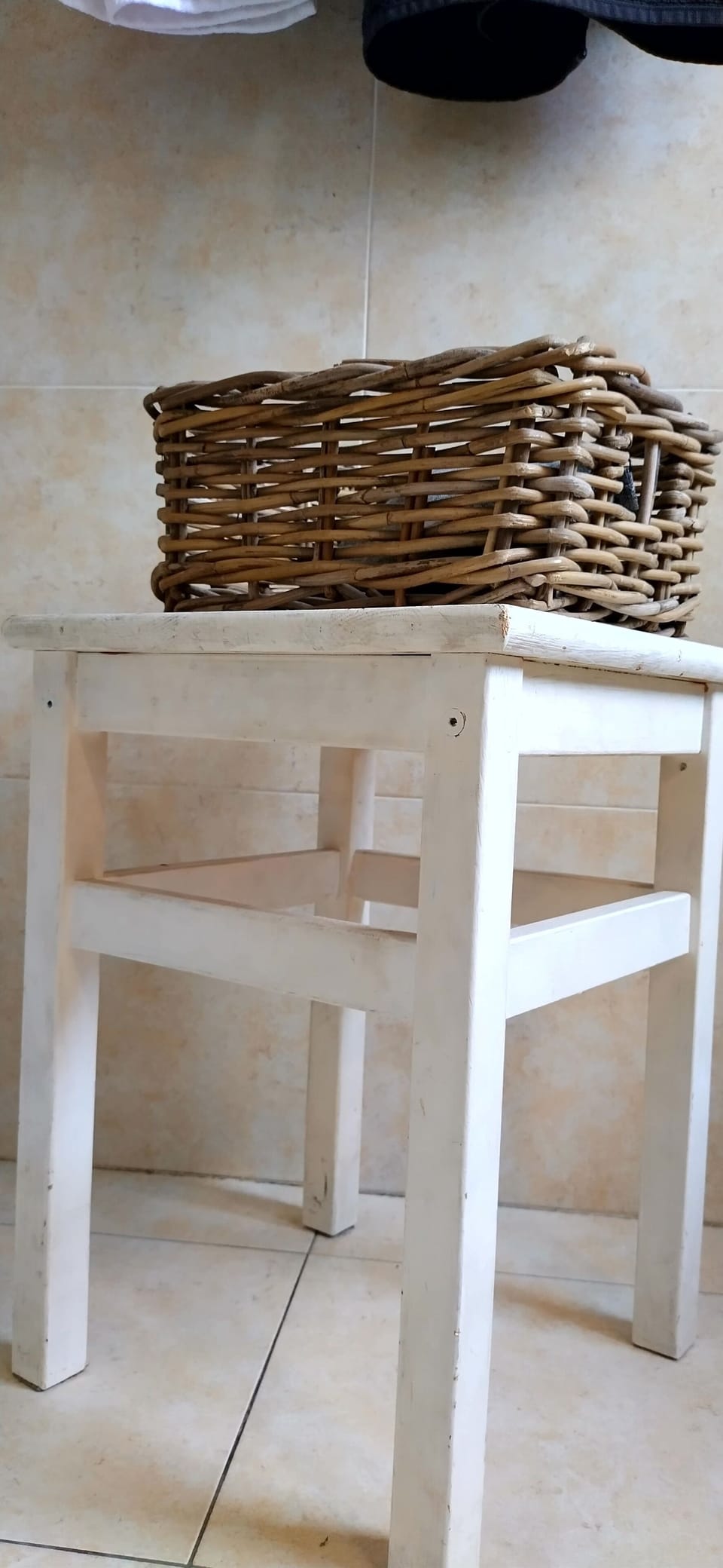 Main Bathroom -Details