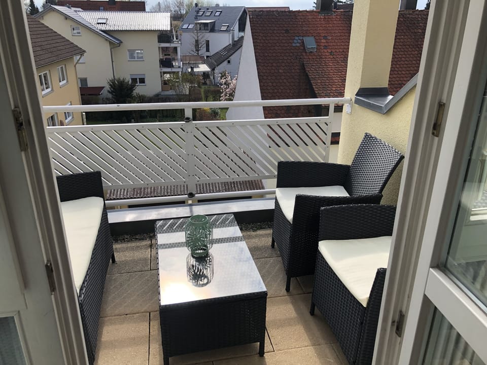 Roofed balcony